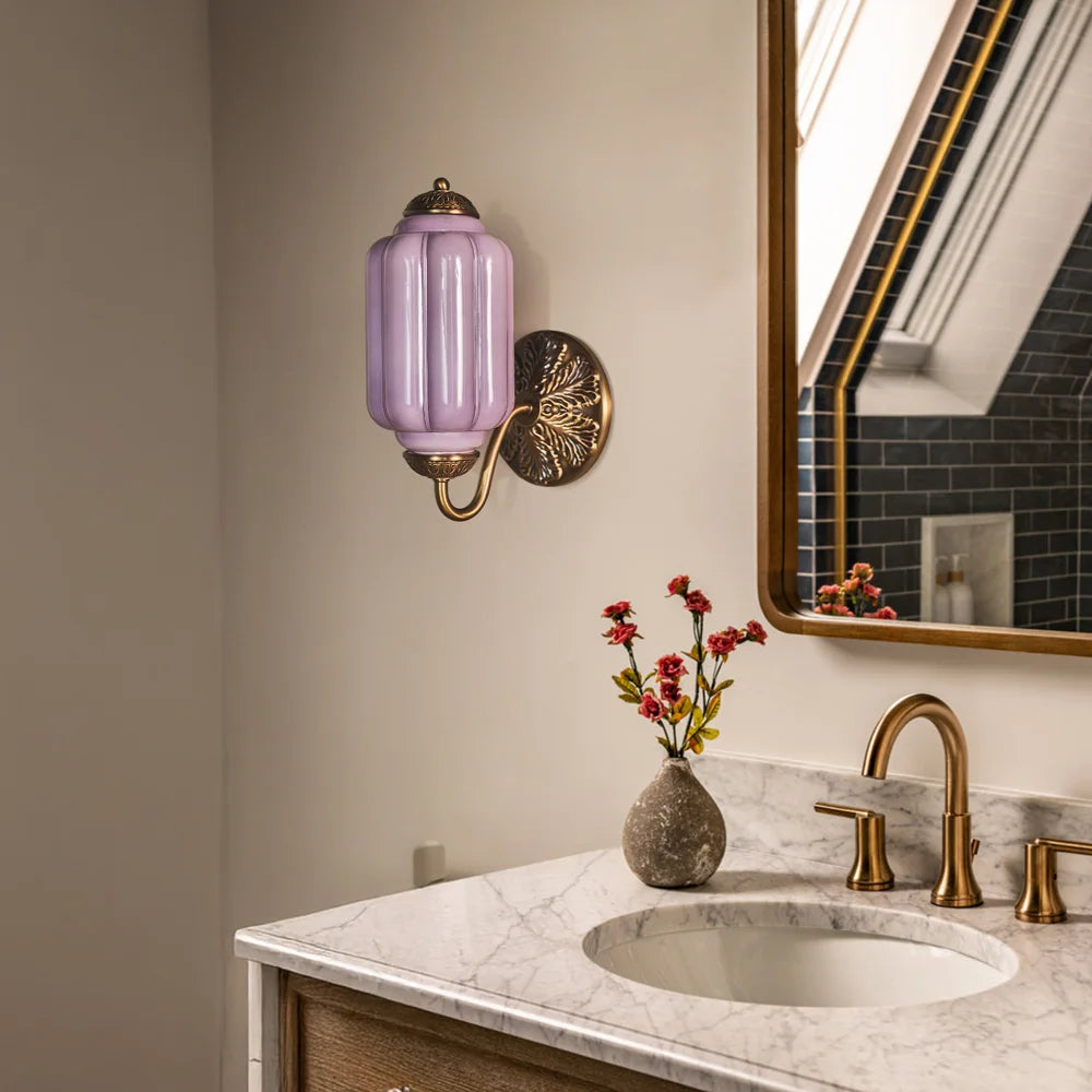 Applique murale élégante en verre opalin – lampe murale pour éclairage d’ambiance dans le salon, le couloir ou la chambre